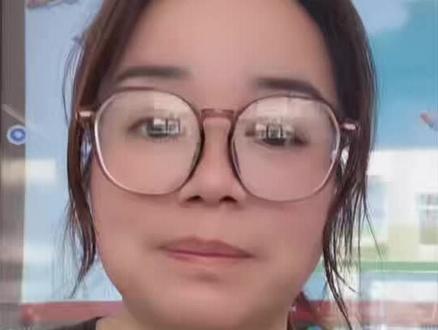 三年级看图写话《放风筝》高分技巧
抓环境+动作+语言+心理
由远到近写细节,结尾诗句升华
轻松写出完整好作文
#小学语文 #看图写话 #作文技巧 #学习方法 #家庭教育