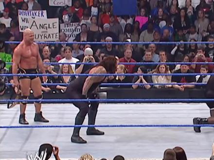 送葬者对黑猩猩使出墓碑钉头,看愣安格,大战在即! #来抖音看wwe直播