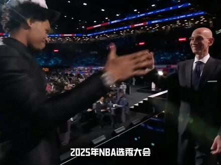 父亲辅佐乔丹科比豪取5冠,可这位单身辣妈才是哈珀真正的MVP #哈珀 #马刺 #哈珀母亲 #dou来nba