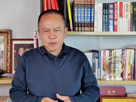 伊朗不再隐藏实力,用一枚中程导弹,向美英发出最强硬警告 #零基础看懂全球 #全球创作者计划 #时代的荣耀 #春节世界观察