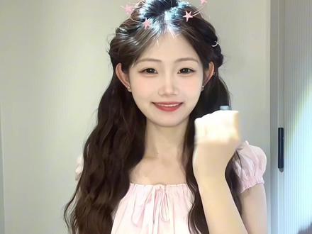 明天就要交稿了怎么办呀~ #饼干摇4 #甜甜的手势舞 #转场 #一学就会系列 #手势舞教程