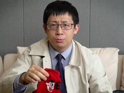 你们有没有被#脚臭熏到的经历?#男朋友 #室友 #老公