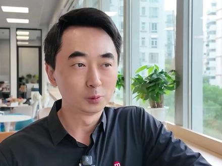 被“封杀”的豆包手机背后是“超级APP”的未来 #刘润