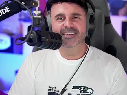 外国专业音乐人听黑神话悟空云宫迅音,直呼牛震撼人心。