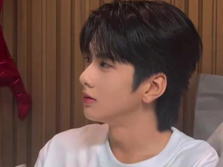 是谁偷偷客串了老公的MV呀#auausave #auau #save #撒糖 #向全世界安利