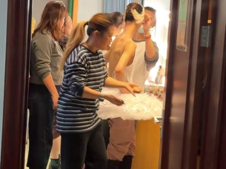 邱邱的天鹅湖首演!#天鹅湖 #芭蕾 #舞蹈生 #台前幕后