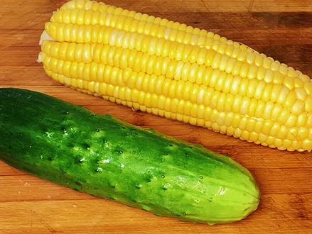 一根黄瓜一支玉米,简单一做,我家一周吃5次,一次一大盘不够吃#抖音美食创作人 #跟着抖音学做菜 #抖音美食