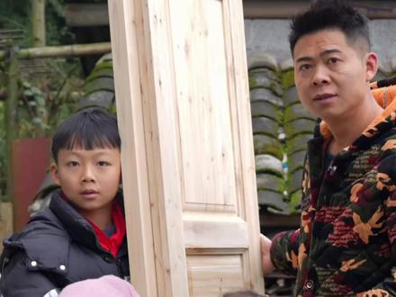 不管怎么样,先把小女儿接回家。#舒晨曦 #农村队长 #舒晨曦爸爸