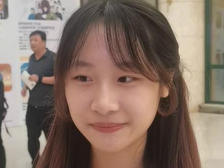 看两岸中秋习俗异同,在台湾中秋吃柚子象征团圆 #台湾民众过中秋有哪些关键词