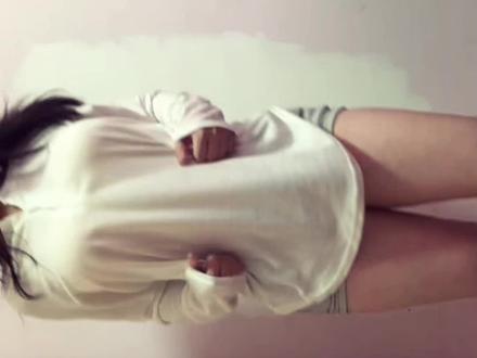 这是1号视频哦 #我要验牌 #扭胯 #秀身材 #无不良引导