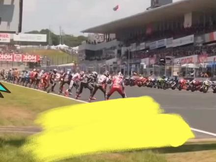 加油张雪!希望张雪820曼岛TT赛第三次夺冠,秒杀川崎雅马哈本田铃木!在世界摩托车的最高殿堂,尽早封顶夺冠!#张雪 #摩托车 #机车 #曼岛TT