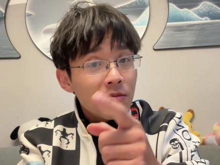 一个为期两天的社会性实验证明:崇洋媚外不是好事,民族文化自信才是我们东大的使命#民族自信 #文化自信 #牢A #崇洋媚外是一种病 #真实生活分享计划