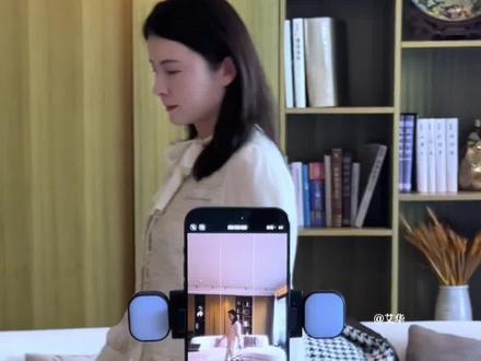 一个人一个支架能搞定所有的拍摄 自带人脸识别,能360度跟拍的支架#直播设备