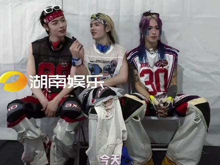 来听哥仨花式撒娇啦#oner#灵超 #湖南娱乐 #岳岳pinkray #木子洋