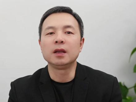 🔥今晚 20:30!非农终极炸场!三句话讲透怎么干? 1️⃣ 90% 概率弱于预期|数据对比图实锤
2️⃣ 美联储降息大方向已定|概率仪表盘
3️⃣ 操作:只低多 不追单 不重仓
听赵哥,不被割💪
#非农数据 #美联储降息 #黄金 #黄金走势 #投资
@抖音财经