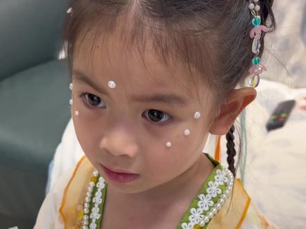 六一全真发儿童古风发型教程来咯,简单易上手 #六一古风妆容儿童教程 #教你给宝宝编可爱发型✨ #创作者中心 #创作灵感 #女童古风汉服发型
