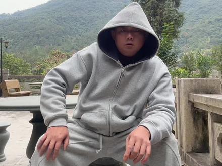 不要放生毒蛇 破坏生态环境,而且会带来危险,而且很难活下来#蛇类科普#毒蛇咬伤怎么办#蛇类#蛇类