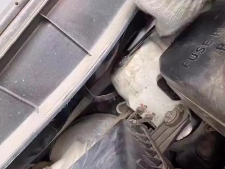 #汽车保养与维修 ,更换减震器!