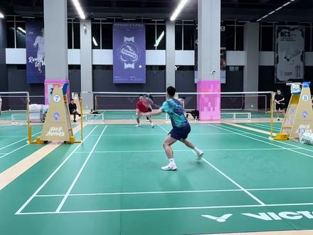 混双奥运冠军郑思维单挑台北名将周天成