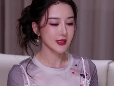 李依晓直言太感动,好像虞姬回家了 跨越千年的共鸣,原来这就是迎接虞姬回家的模样,被大家的热情深深打动#虞姬归故里 #李依晓现身宿迁 #西楚霸王 #虞姬 #发现宿城美 @李依晓 @宿城融媒