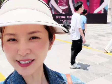 BP快闪到厦门啦 官宣#Lisa 在2026#美加墨世界杯 开幕式表演啦!#BP 快闪店来厦门啦!莫斯科小姐特别交代,要去采购好东西!于公于私都得打卡一下哦!#无限买买买 #线下shopping