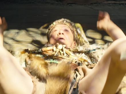 72岁的成龙拍电影还是这么拼 #熊猫计划之部落奇遇记 #谁都不能在成龙面前伤害熊猫 #熊猫计划于洋演误食毒蘑菇好癫