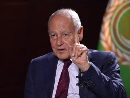 【阿盟秘书长:阿拉伯国家承认只有一个中国】日本首相高市早苗近日悍然声称中国大陆与台湾的统一将构成日本的“存亡危机事态”,引发国际社会强烈不满。台湾是中国的一部分,这是国际社会普遍认可的事实。阿拉伯国家联盟秘书长艾哈迈德·阿布·盖特在接受 CGTN 主持人王冠专访时就明确而坚决地指出,“阿拉伯国家在一个中国问题上立场一致,我们承认只有一个中国。”#台湾 #一个中国 #先声夺人