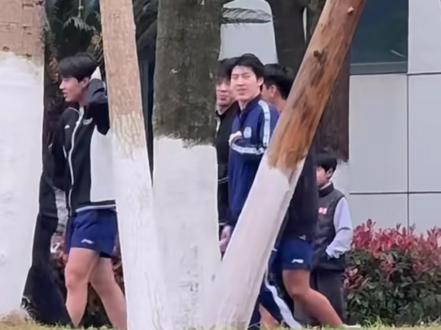 青春男大温瑞博#成都封训 #温瑞博 #偶遇帅哥
