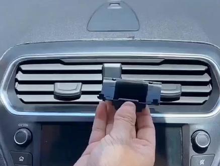 #福特福睿斯 福特福睿斯15-19款 车载手机支架底座无损安装教程#汽车导航 #车载神器 #汽车好物推荐