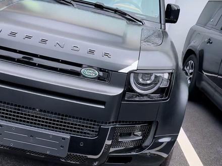 卫士新车到店啦!!
有没有适合大佬口味的!来店挑一台😎
硬派越野霸气出场!
卫士878hse
卫士xs828
卫士.x版本102.8现车啦
#路虎卫士 #抖音汽车 #好车不等人 #好车推荐官 #看车不打烊