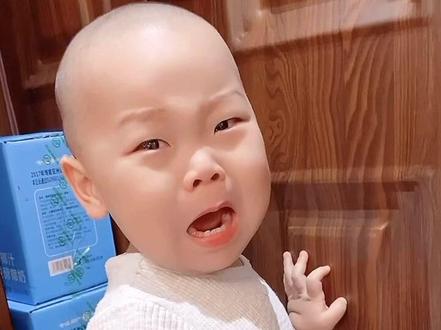 这可真是 隔辈亲呀😆