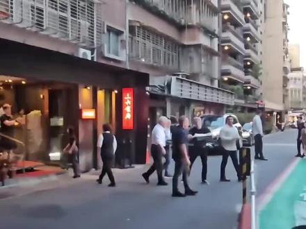 5月26日,台北三六食府偶遇黄仁勋派餐#黄仁勋