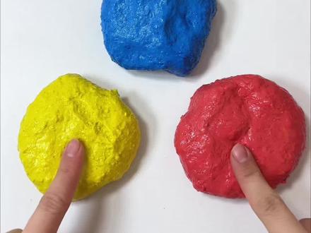 挑战用大粉笔做微恐假水 #史莱姆 #手工DIY #假水 #解压玩具 #跳跃不是罪过