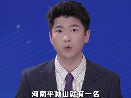 #两大姨争抢燃放烟花纸壳 太危险!不能拿生命安全开玩笑!