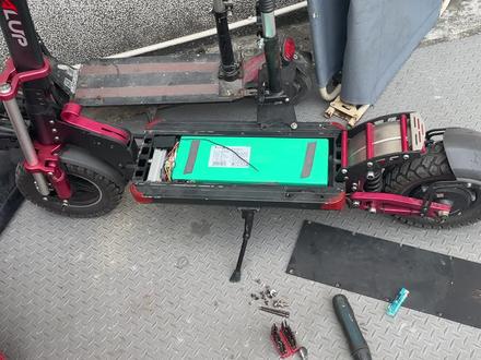 希洛普电动车滑板车维修升特里阿尔郎领奥inokim等一站式维修 #希洛普电动滑板车 #希洛普电动滑板车维修 #希洛普电动滑板车更换电机方法 #希洛普电动滑板车006故障 #专业维修 #锂电池 #修理 #电动滑板 #专业的事交给专业的人