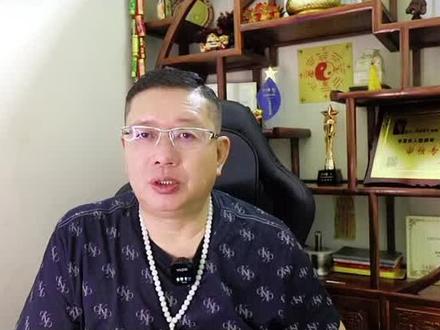 六十甲子演绎纳音 ,庚午。
岁月不言却验证了很多人心…..
#东南易生