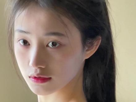 所以皮肤好和五官好看哪个更重要