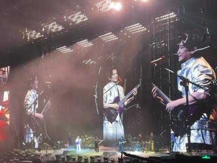 2026年希望每个人都能迎来自己的《光辉岁月》#Beyond乐队叶世荣【你中有我】巡回演唱会 上海站