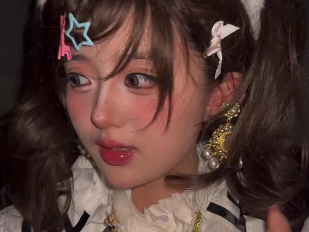 别滑走嘛老婆🥹手搓网感 p 视频教程来啦 #妆前妆后#美图秀秀特效#网感视频#p图教程#视频p图