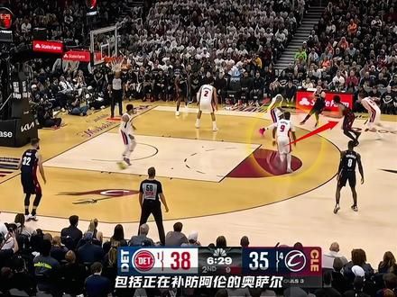 逐帧拆解梅里尔专属战术Zoom Action,感受梅里尔在骑士进攻中的作用#梅里尔 #阿伦 #哈登 #骑士vs活塞G4 #NBA季后赛