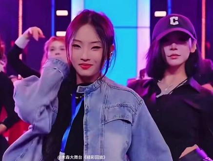 木森大舞台 李佰万 郭有才老师团队领舞#李佰万 #木森大舞台 #抖音热舞 #郑快乐 #郑快乐热舞 @DOU+小助手 @DOU+上热门 @郑快乐🍭「木森团队」@李佰万·