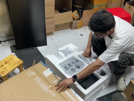 华硕xg27aqdmg Oled 准新带包装 #oled 显示器#rog显示器#网吧电脑