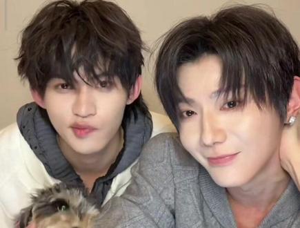 重新回顾云旗1208首次个人机场公开行程(hxz商务)之后,1210的云熠小世界直播,云旗的视线永远在他哥身上,淡淡的,好幸福…好想你们两个,越来越好!我们都会的!#云熠星河 #绝配