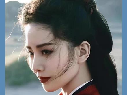 刘诗诗曾经靠加高眉骨提升颜值,但是30岁以后,高眉骨却导致了眼窝凹陷。#刘诗诗 #米兰时装周 #眼窝凹陷 #逆龄抗衰 #轮廓固定