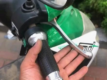 电动两轮车碟刹刹车怎样调试#电动车维修 #专业维修保养 #变声