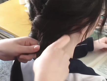 回复 @T的评论 教程来啦!时间有点紧张 拍的不太好 宝子们请见谅orz#麻花辫 #简单易学编发