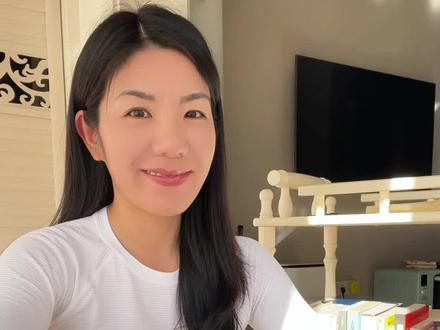 普通人如何快速稳定实现自己的财富积累? 普通人一定要去做提升技能的事,哪怕每天只积累1%,1年下来也会有很多。
任何事物的前置考虑要素都应当是:与自身的适配度。
坚持做一个长期主义者,小到衣食住行,大到强制性存下每一笔“抗风险基金”。
#搞钱才是王道 #理财 #攒钱 #保险 #保诚保险