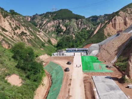 长王长王铁路专用线灵台段攻坚正酣(来源:灵台融媒)#项目建设 #厚道甘肃 #长王铁路