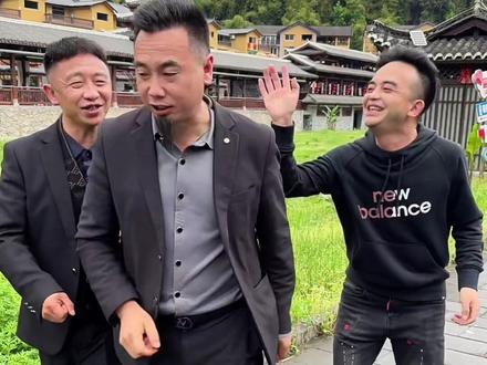 非物质文化 恩施地地道道的方言,你能听懂几个?恩施还有哪些方言?
#非物质文化 #四言八句 #顺口溜 #搞笑 #莲响
