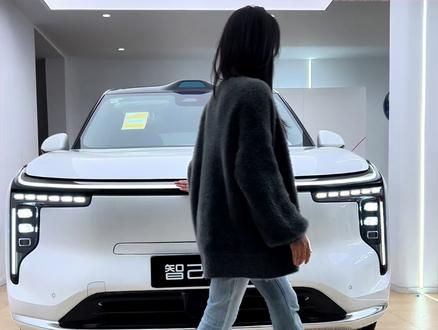 沉浸式体验#智己LS8 #厉害了我的车